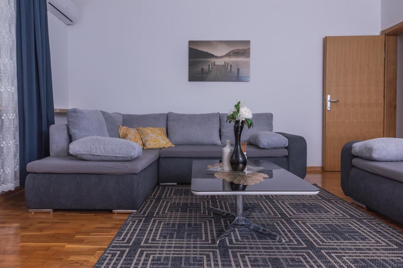Apartment Check In Zagreb Maksimir-Free Parking Exterior photo