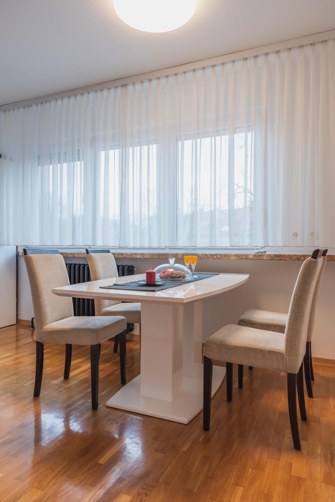 Apartment Check In Zagreb Maksimir-Free Parking Exterior photo